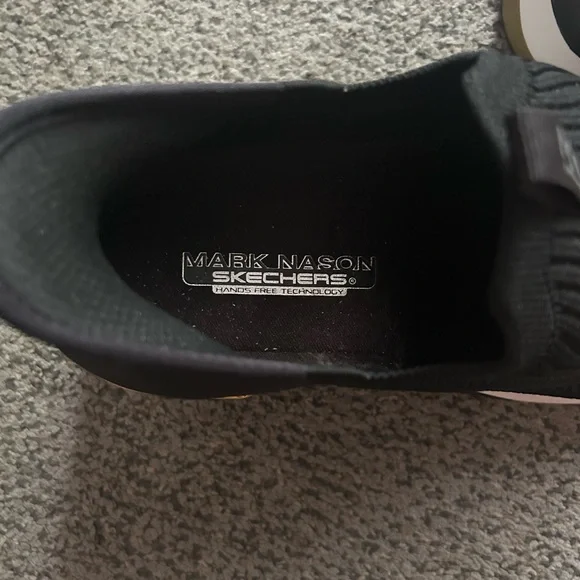 Skechers Black and Gold hands free slip on Sneakers (worn once!) - Picture 8 of 10